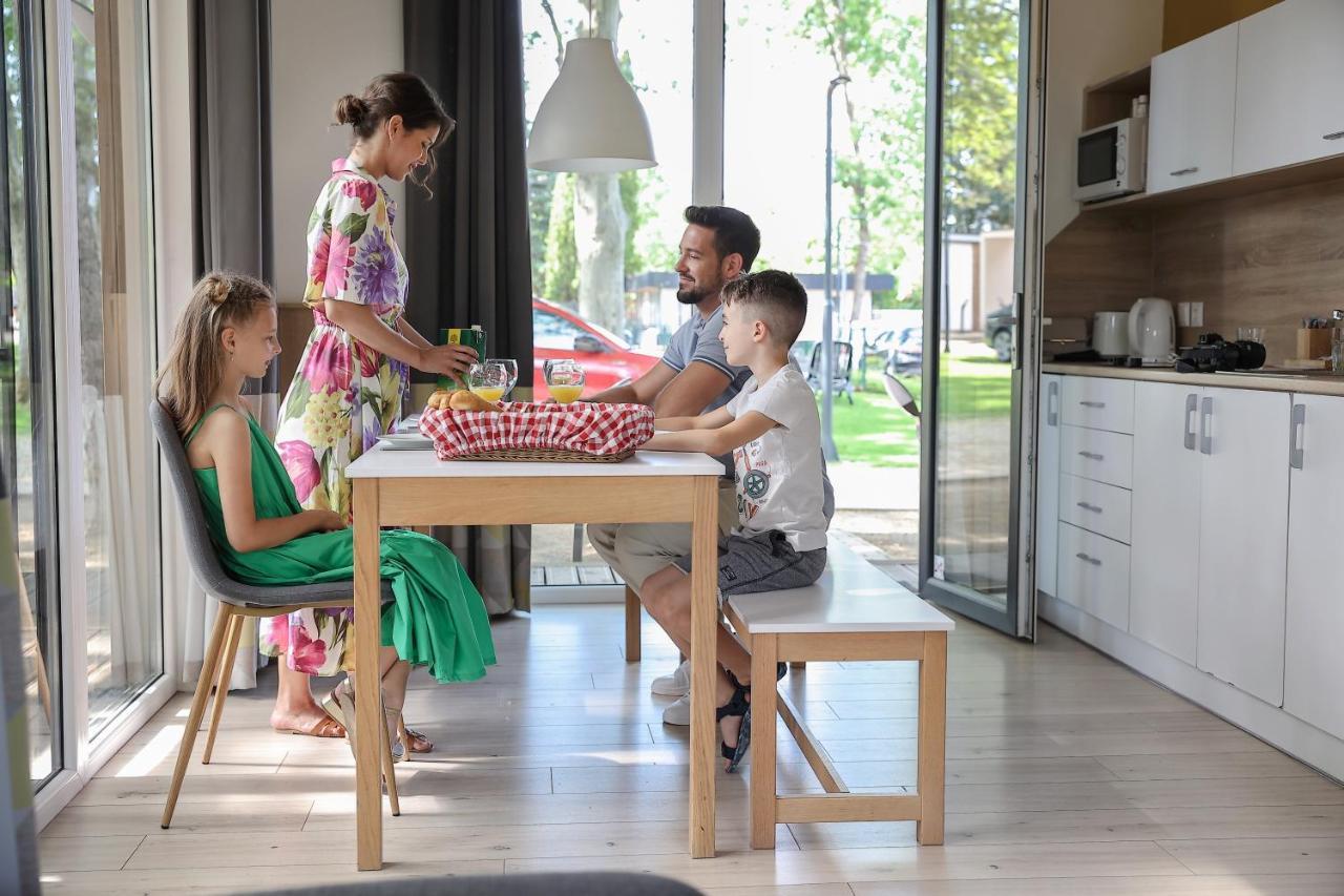 Barack Thermal & Natura Apartments Tiszakécske Dış mekan fotoğraf