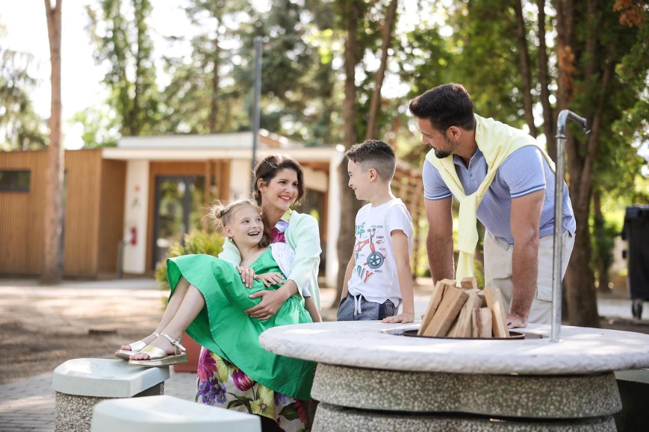 Barack Thermal & Natura Apartments Tiszakécske Dış mekan fotoğraf